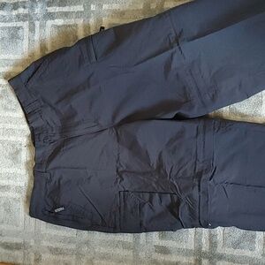 Wind River Men's Size 34/32 Zip Away Hiking Active Pant and Short in Navy